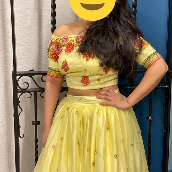 lehenga Dresses Pastel Yellow Lehenga With Flowers Embroidery